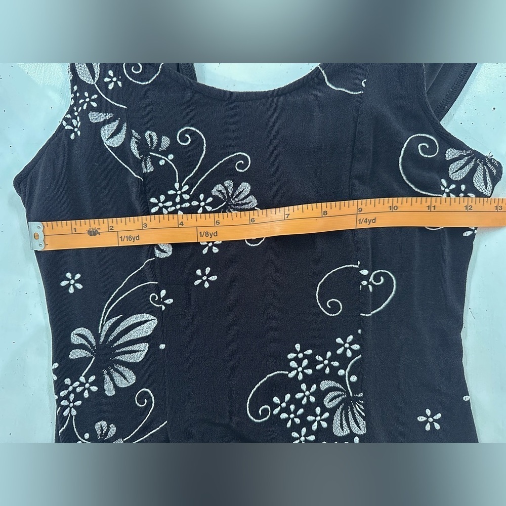 90’s Diamond Brand Dress - Black with white floral- Stretchy- Size Medium - Picture 9 of 11